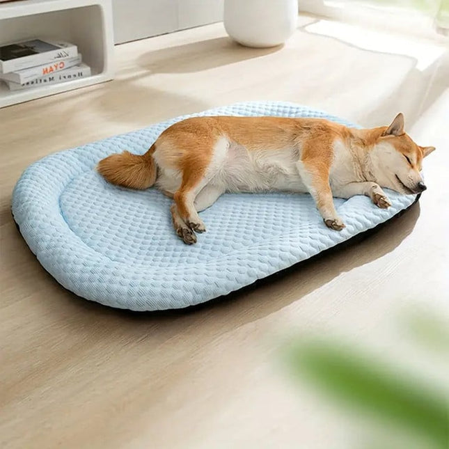 Ice-Silk Cooling Pet Bed | Advanced Ice Silk Fabric | Absorbs and Disperses Heat | Machine Washable | Lightweight Comfort for Pets | Provides a Cool Surface for Hot Days | Keeps Dogs Refreshed and Comfortable