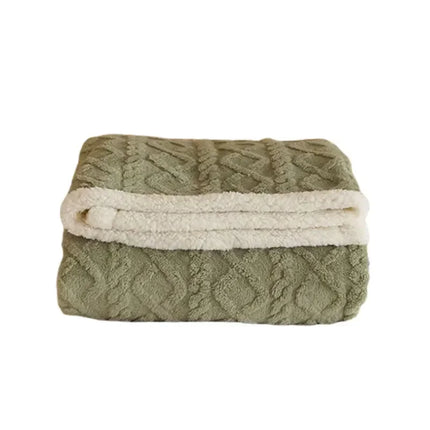 Thick Lambswool and Fleece Winter Blanket | Luxury Warm Layers | Breathable Insulation for Cold Weather Comfort