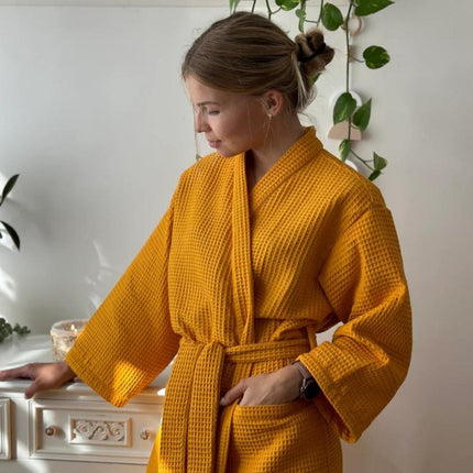 V-neck Cotton Waffle Bathrobe | Ultra-Soft | Breathable | Adjustable Waistband | Practical Pockets | Double-Layered | Relaxed Fit | Suitable for Spring, Summer, Autumn | Machine Washable | Lightweight Loungewear