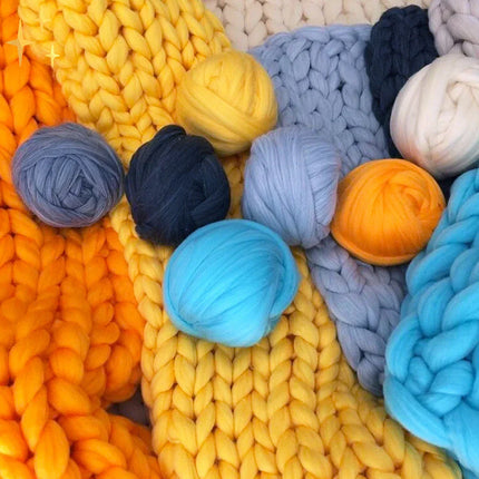 LuxeWool | DIY Chunky XL 1000g Wool Yarn | Soft Texture for Cozy Blankets & Cushions | Perfect for Knitting Projects | Add Warmth & Style to Home Decor