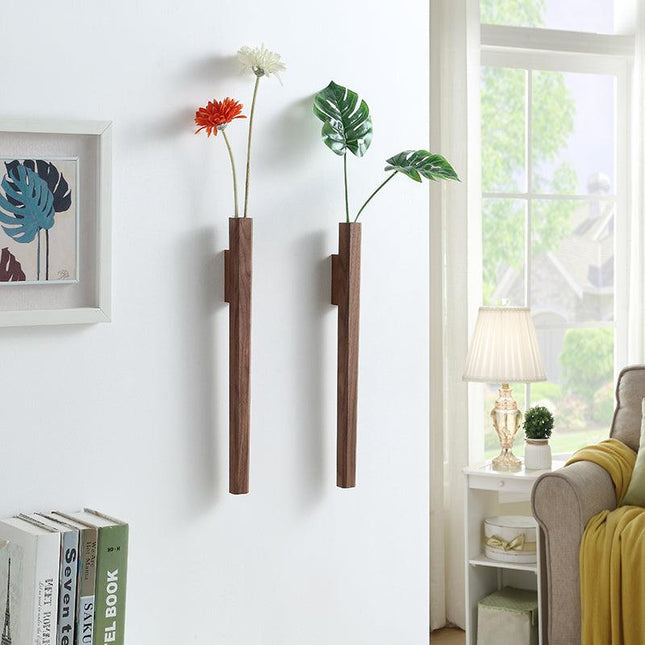Handcrafted Wooden Spear Wall Vase | Rustic Decor | Includes Watertight Glass Vial | Available in Beech and Walnut | Includes Wall Mount Kit | H 41 cm x W 3.5 cm | Perfect for Flowers or Decorative Items