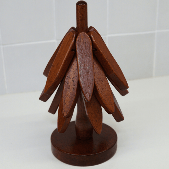 Eco-Friendly Scandinavian-Inspired Trivet Set | Sustainable Wood Heat-Resistant Coasters | Holiday Tree Design | 3 Trivets & 1 Stand | Birch & Walnut | 10x22.5 cm | Kitchen & Dining Decor