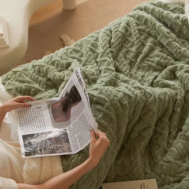 Thick Lambswool and Fleece Winter Blanket | Luxury Warm Layers | Breathable Insulation for Cold Weather Comfort