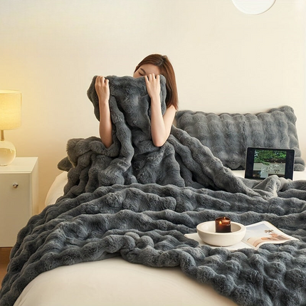 Double-Sided Faux Rabbit Fleece Blanket | Soft Plush Comfort for Bedroom, Living Room & Travel | Cozy All-Season Use