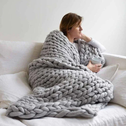 LuxeWool | DIY Chunky XL 1000g Wool Yarn | Soft Texture for Cozy Blankets & Cushions | Perfect for Knitting Projects | Add Warmth & Style to Home Decor