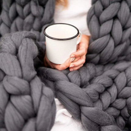LuxeWool | DIY Chunky XL 1000g Wool Yarn | Soft Texture for Cozy Blankets & Cushions | Perfect for Knitting Projects | Add Warmth & Style to Home Decor