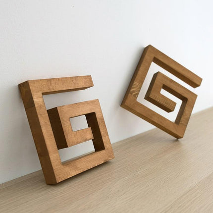 Pine Wood Interlocking Trivet Set | 15.5 x 15.8 cm | Heat Resistant Kitchen Accessory | Set of 2