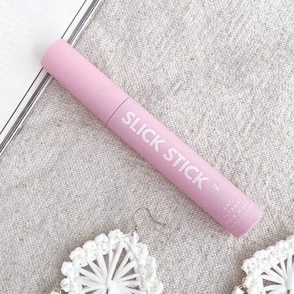 Hair Control Wand | Tame Flyaways | Vegan & Cruelty-Free | Suitable for All Hair Types | Long-Lasting Hold | No Oily Residue | Perfect for Slicked Ponytails & Buns | Easy Application | Natural Ingredients