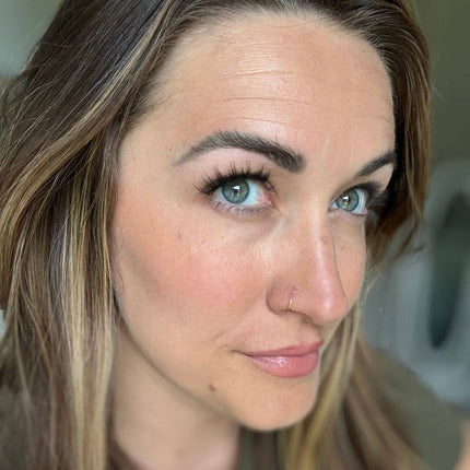 Magnetic Eyelash Set | Effortless Application | Glue-Free | Hypoallergenic | Lightweight and Comfortable | Suitable for Sensitive Eyes | Quick Volume and Length | Secure All-Day Wear | Gentle Eye Makeup Solution