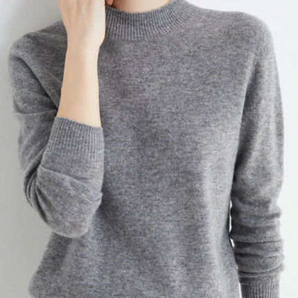 Julia | Luxurious Soft Gold Cashmere Turtleneck | Elegant Versatility | Women's Sizes | Lightweight Warmth
